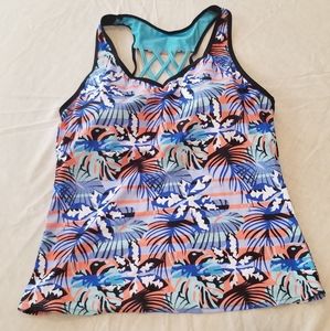 NEW Women's Swimsuit Tankini Top NWOT